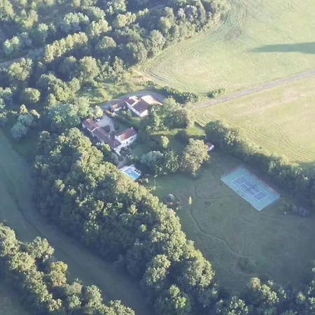 La Loge Du Grand Cedre, De Charme *