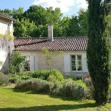 La Loge Du Grand Cedre, De Charme בית נופש Fontcouverte (Charente-Maritime)
