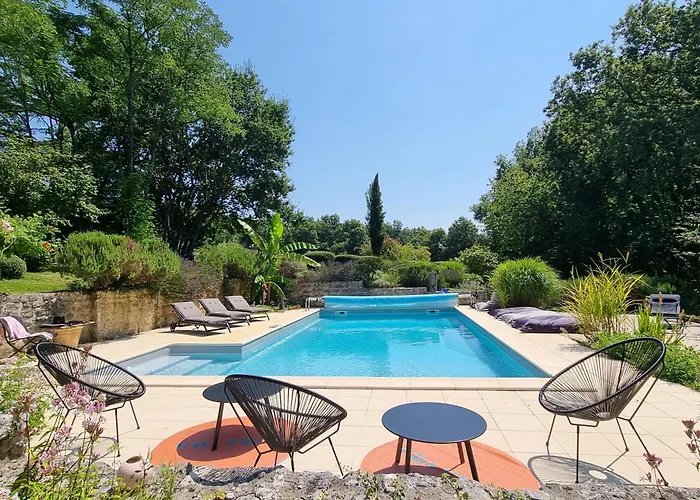 La Loge Du Grand Cedre, De Charme Holiday home *